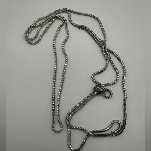 Long Aurora Borealis rhinestone bolero necklace! - Picture 6 of 12